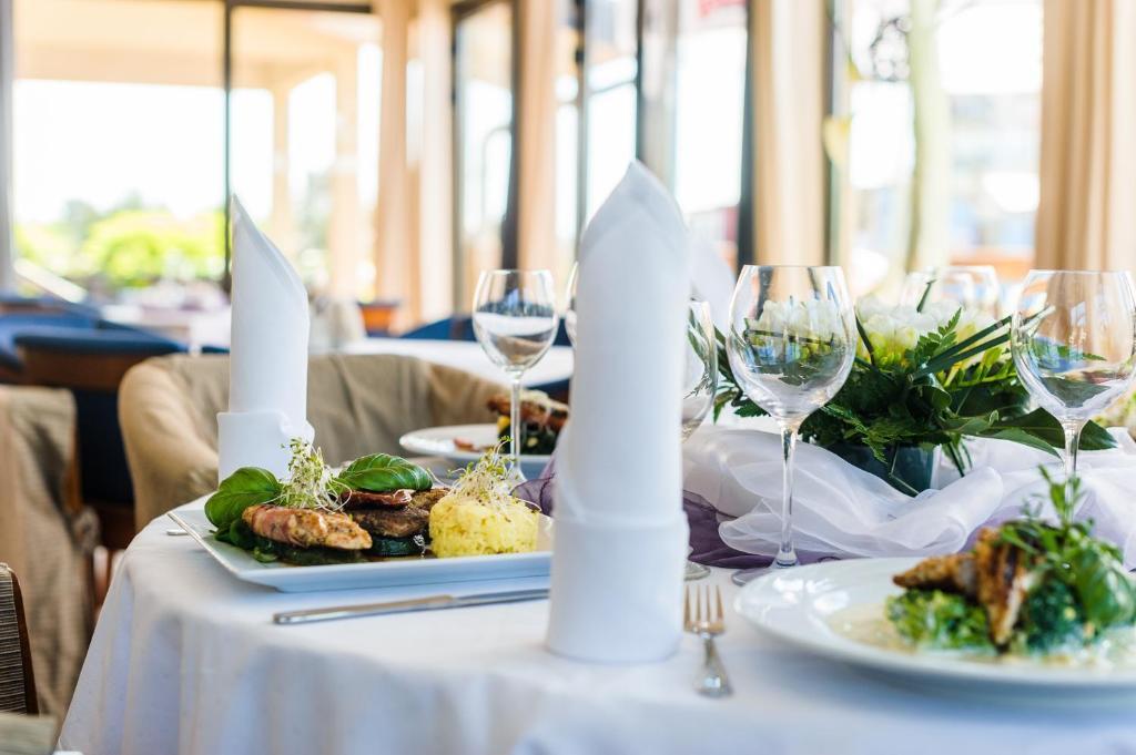 Hotel La Siesta & Medical Spa Jastrzębia Góra Eksteriør billede