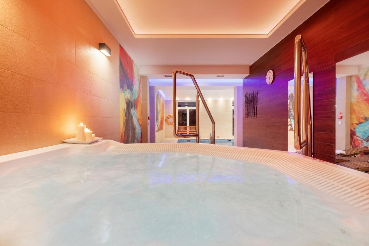 Hotel La Siesta & Medical Spa Jastrzębia Góra Eksteriør billede